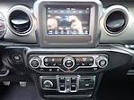 2021 Jeep Gladiator Crew Cab 4x4, Pickup for sale #W3F4585A - photo 28