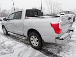 Used 2018 Nissan Titan SV Crew Cab 4x4, Pickup for sale #H4F6653A - photo 3