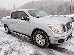 Used 2018 Nissan Titan SV Crew Cab 4x4, Pickup for sale #H4F6653A - photo 7