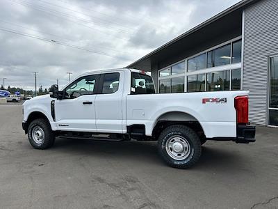 2024 Ford F-350 Super Cab SRW 4WD, Pickup for sale #8F0055 - photo 2