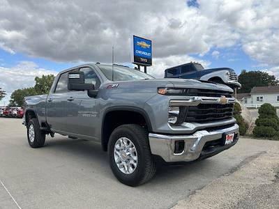 2025 Chevrolet Silverado 3500 Crew Cab 4WD, Pickup for sale #B161442N - photo 1