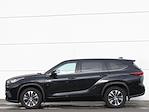 2022 Toyota Highlander 4x4, SUV for sale #PT10351 - photo 5