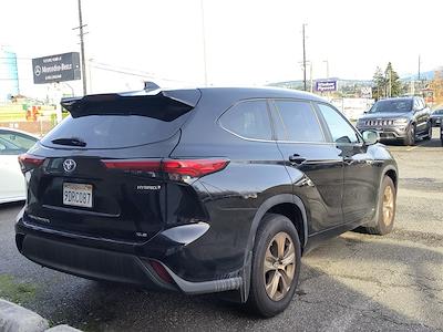 2023 Toyota Highlander 4x4, SUV for sale #PT10400 - photo 2