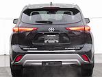 Used 2023 Toyota Highlander Platinum 4x4, SUV for sale #T40778A - photo 7