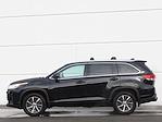 Used 2018 Toyota Highlander XLE 4x4, SUV for sale #T41267A - photo 5