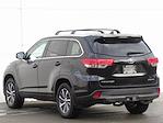 Used 2018 Toyota Highlander XLE 4x4, SUV for sale #T41267A - photo 2