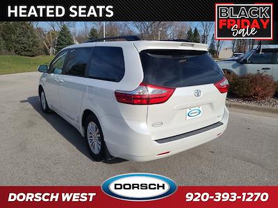 2017 Toyota Sienna 4x2, Minivan for sale #R78001 - photo 2