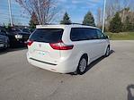 2017 Toyota Sienna 4x2, Minivan for sale #R78001 - photo 5