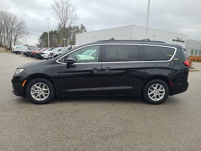 Used 2022 Chrysler Pacifica Touring L FWD, Minivan for sale #R80190 - photo 2