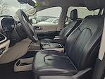 Used 2022 Chrysler Pacifica Touring L FWD, Minivan for sale #R80190 - photo 7