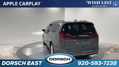 Used 2022 Chrysler Pacifica Touring L FWD, Minivan for sale #R80240 - photo 2