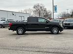 Used 2022 Nissan Titan SV Crew Cab 4WD, Pickup for sale #98815 - photo 3