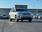 Used 2019 Toyota Highlander LE Plus 4x4, SUV for sale #B40016A - photo 1