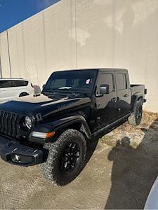 Used 2022 Jeep Gladiator Sport Crew Cab 4x4, Pickup for sale #B40033A - photo 1