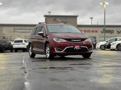 Used 2020 Chrysler Pacifica Limited FWD, Minivan for sale #B4857B - photo 1