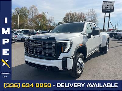 New 2025 GMC Sierra 3500 Denali Ultimate Crew Cab 4x4, Pickup for sale #G00277 - photo 1