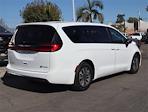 Used 2024 Chrysler Pacifica Select FWD, Minivan for sale #PF7930 - photo 2