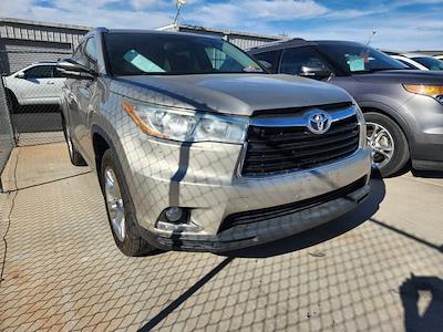 2014 Toyota Highlander AWD, SUV for sale #F24243A - photo 2