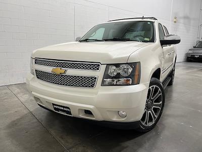 Used 2013 Chevrolet Avalanche LTZ 4x4, Pickup for sale #A295055 - photo 1