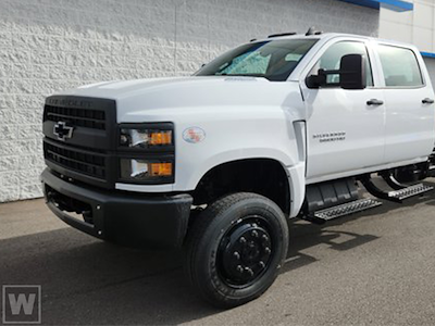 2023 Chevrolet Silverado 5500 Crew Cab DRW RWD, Cab Chassis for sale #T231415 - photo 1